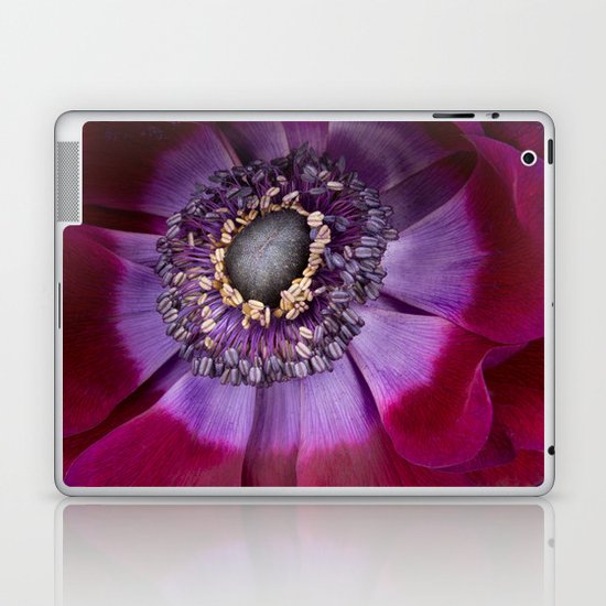 Anemone Coronaria - Macro Laptop & iPad Skin
