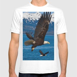 Bald Eagles Soaring T-shirt