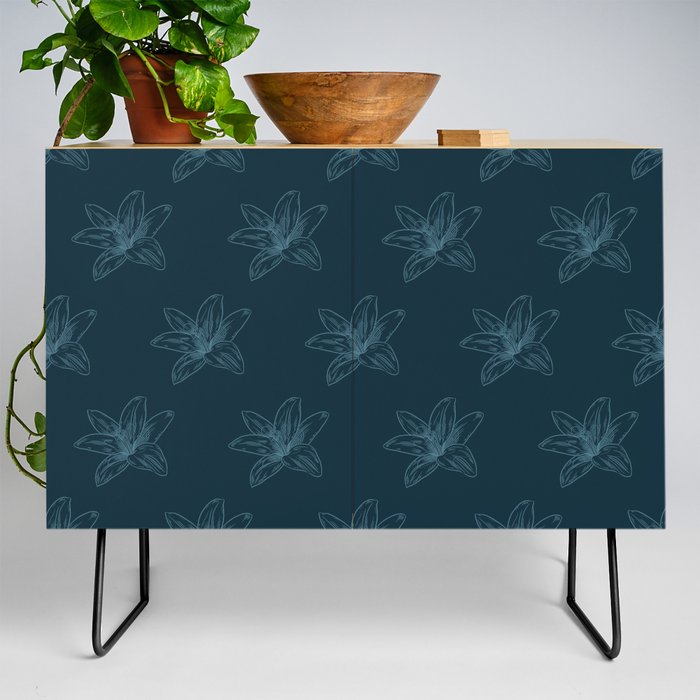 Life of lilies Credenza