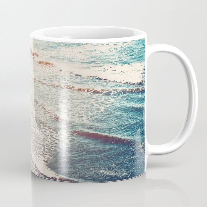Ocean Waves Retro Coffee Mug