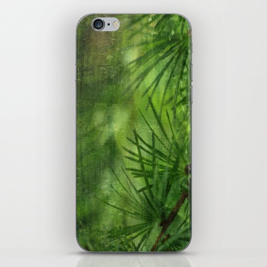 Mélèze iPhone & iPod Skin