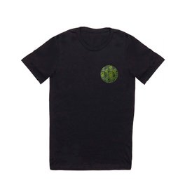 Christmas Pattern with Green Background T Shirt