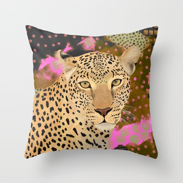 Mesmerizing Leopard  Throw Pillow