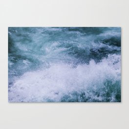 crashing waves Canvas Print