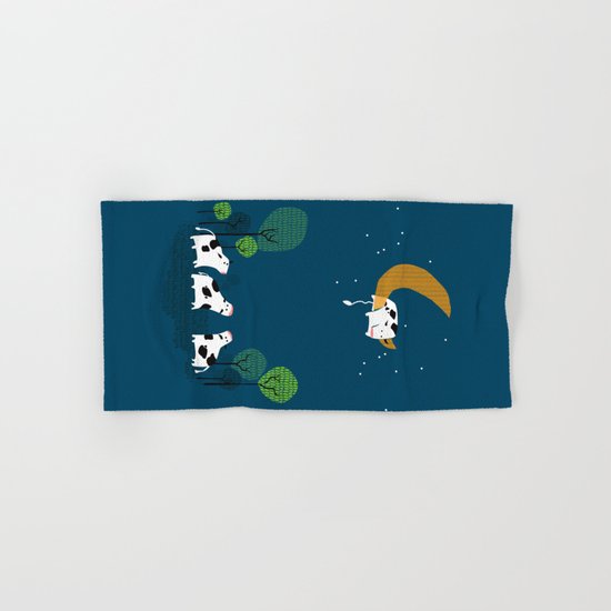 A cow jump over the moon Hand & Bath Towel