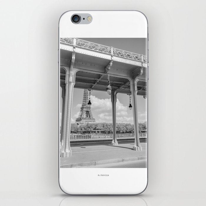 Pont de Bir Hakeim / Paris iPhone Skin