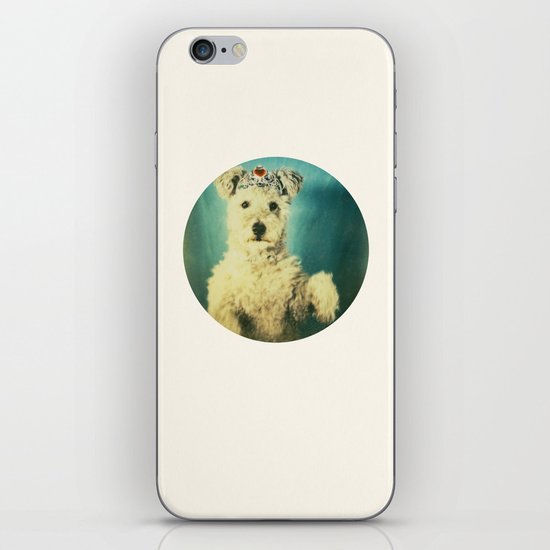 le Queen iPhone & iPod Skin
