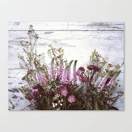 Pink flowers on shabby wood Canvas Print