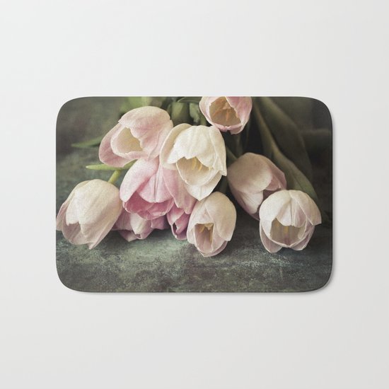 Vintage Tulips Bath Mat