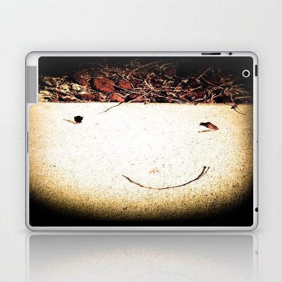 Natures Funny: Untouched Laptop & iPad Skin