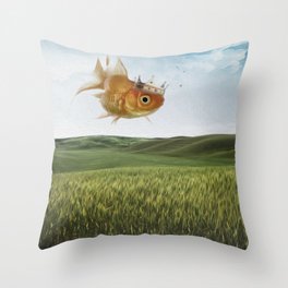 king fish Throw Pillow