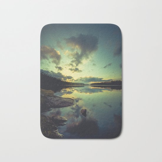 Speaking in silence Bath Mat