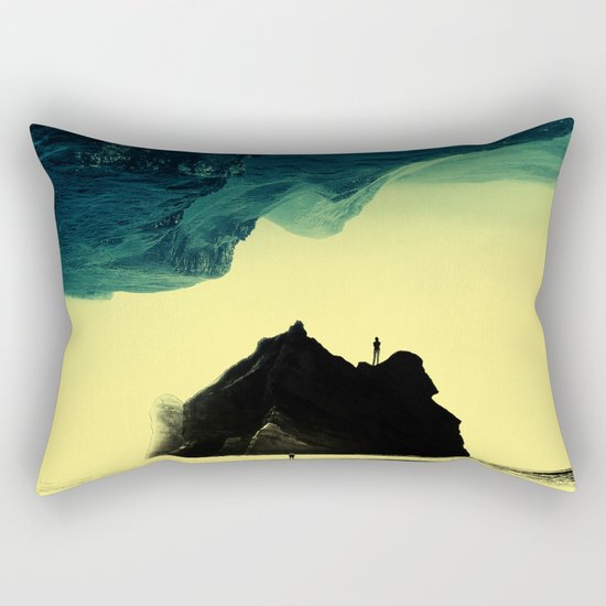 Triple Isolation in Green Rectangular Pillow