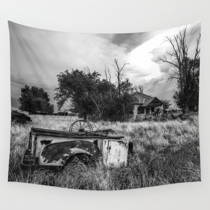 Half Truck - Rusty Old Pickup Bed and Abandoned House in Oklahoma Panhandle Wall Tapestry