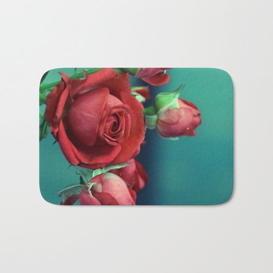 Red roses Bath Mat