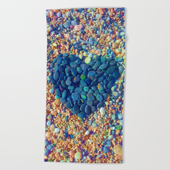 Hard Heart / 19-08-16 Beach Towel