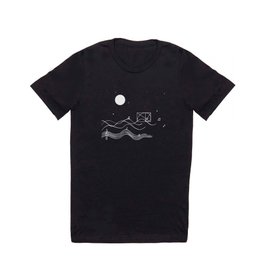 between sound and silence T Shirt