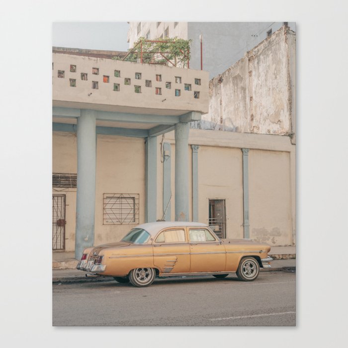 Cuba Havana print - yellow oldtimer car - Travel photography Canvas Print