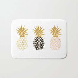 fun pineapple design gold Bath Mat