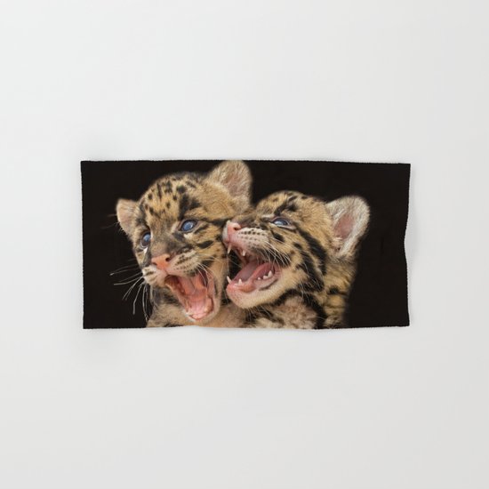 CLOUDED LEOPARD CUBS LOVE Hand & Bath Towel