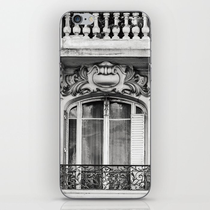 Paris Chic - Black and White Photography iPhone Skin