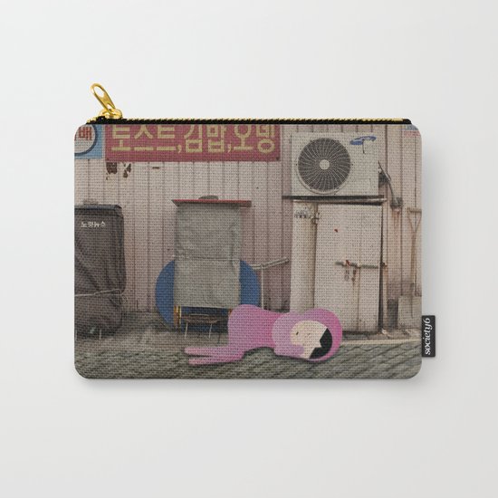 l a r a g i o n e h a s o n n o Carry-All Pouch