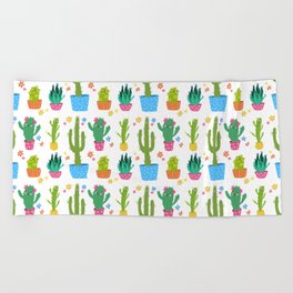 Seamless funny cactus pattern Beach Towel