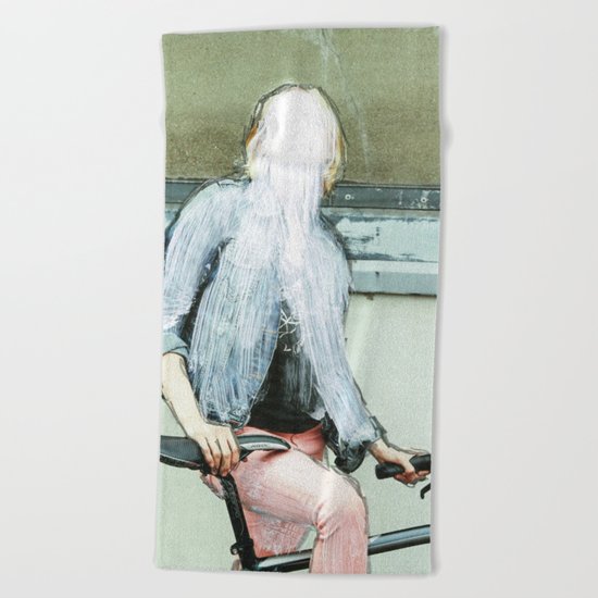Sie hat die Nase gestrichen voll · Lost woman Beach Towel