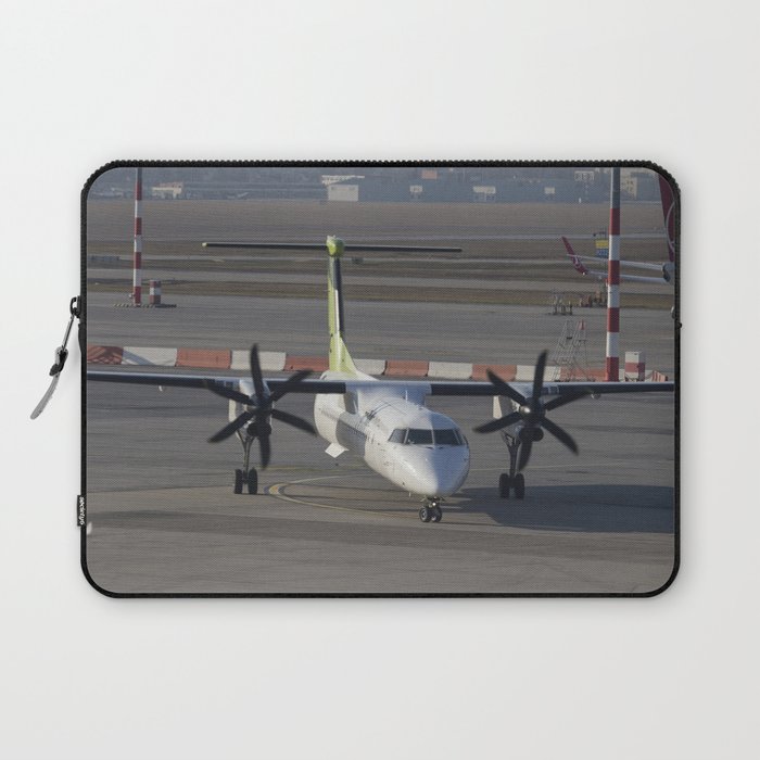 Air Baltic Bombardier Dash 8 Q400 Laptop Sleeve