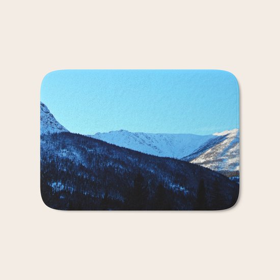 White Peaks Bath Mat