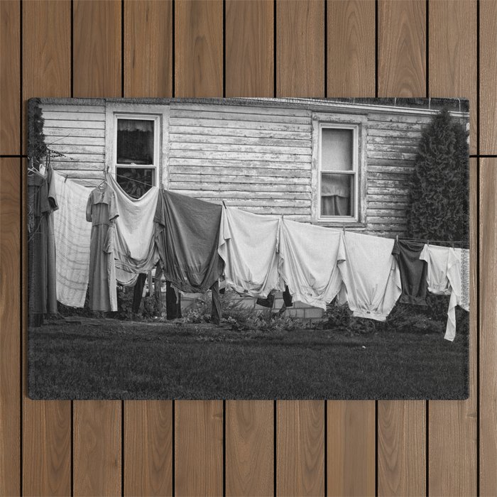 Amish Laundry Outdoor Rug