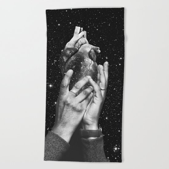 Heart says hold on Beach Towel