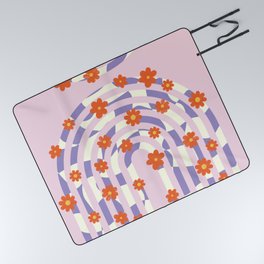 Retro Daisy Flowers on Arches Picnic Blanket