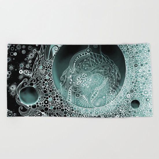 Pearl universe Beach Towel