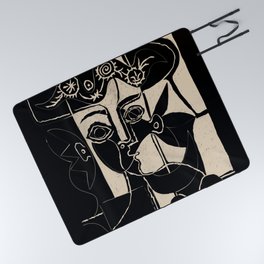 Picasso Woman's head #8 black line Picnic Blanket