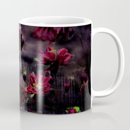Mes ancolie - Aquilegia dark floral Coffee Mug
