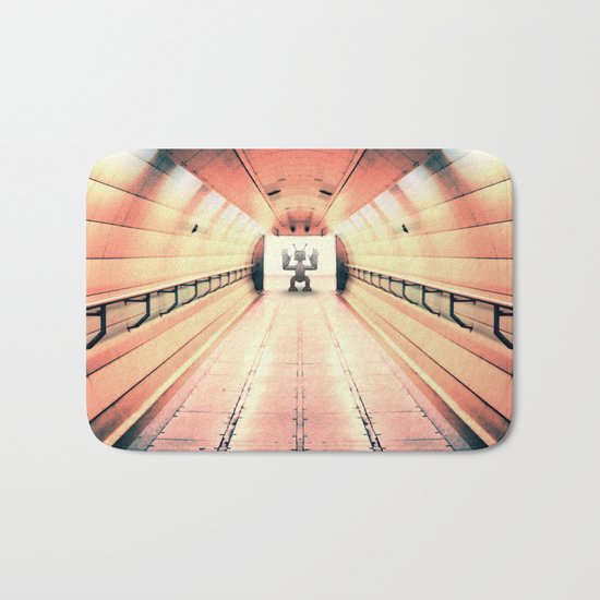 Robot Guarding Tunnel Bath Mat