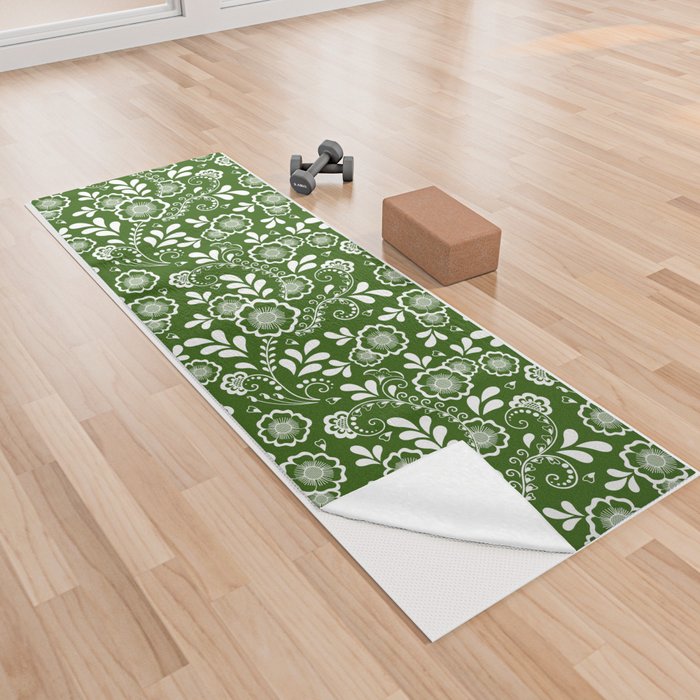 Green And White Eastern Floral Pattern Yoga Towel