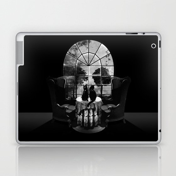 Room Skull B&W Laptop & iPad Skin