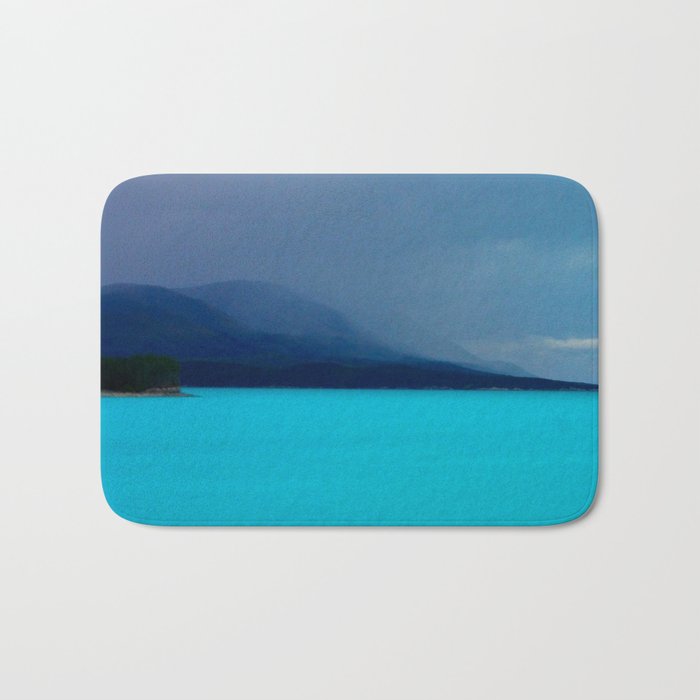 New Zealand Photography - Beautiful Turquoise Water By The Mountains Bath Mat