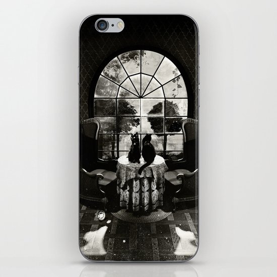 Room Skull B&W iPhone & iPod Skin