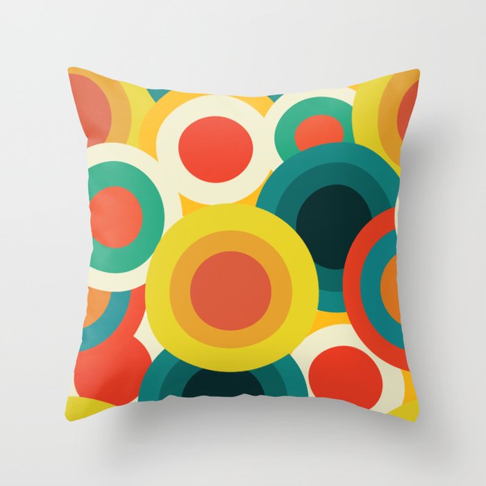 Mid Century Modern Styled Groovy Circles Seamless Pattern - retro colors Throw Pillow