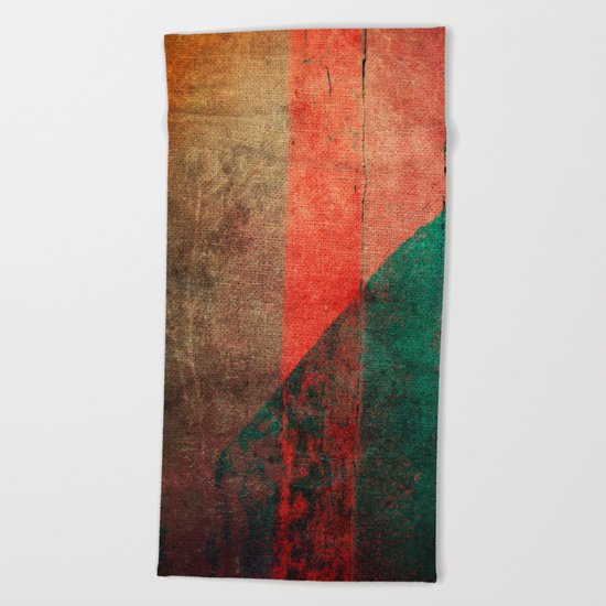 A Idade da Terra (The Age of the Earth) Beach Towel