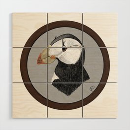 Horned puffin portrait Wood Wall Art