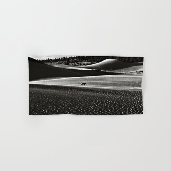 Walking alone through the desert of life Hand & Bath Towel