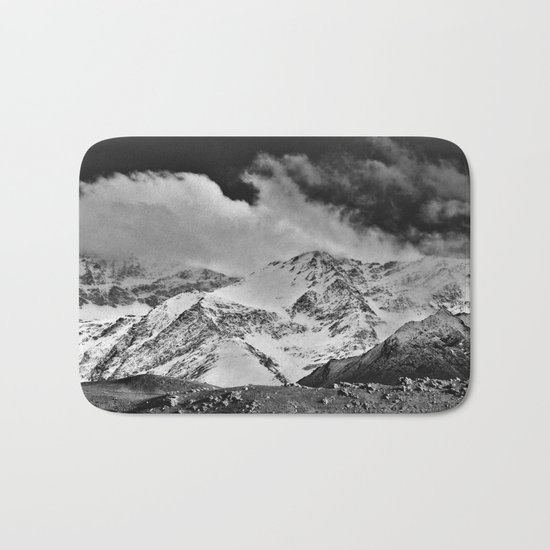"Wild mountains". Wilderness. Into the storm Bath Mat