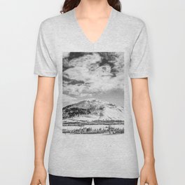 Bunsen Peak Black and White Yellowstone National Park Scenic Winter Mountain Grey Horizontal Image V Neck T Shirt