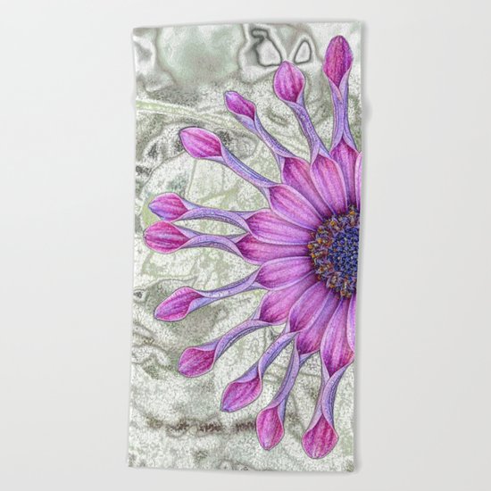 Daisy (flowers collection) Beach Towel