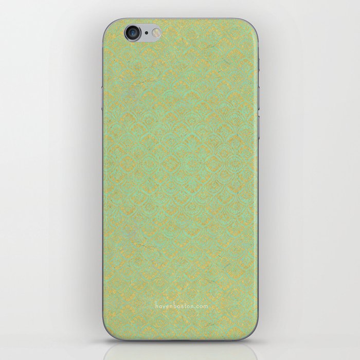 Green and Gold Pattern iPhone Skin