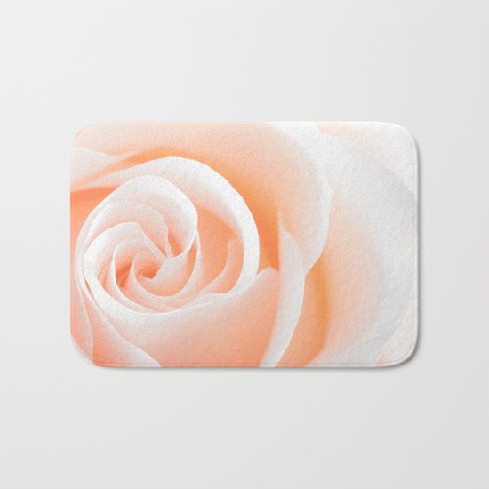 Rose´s heart I- Beautiful roses flower in pink Bath Mat